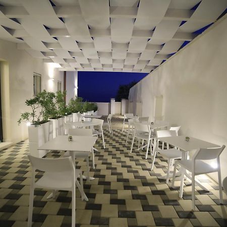 Baia Azzurra B&B Торре-Лапилло Экстерьер фото